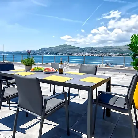 Penthouse Z Basenem I Widokiem Na Morze *