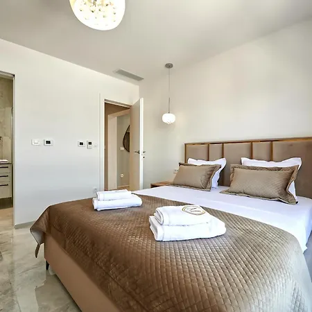 Lejlighed Penthouse Z Basenem I Widokiem Na Morze *