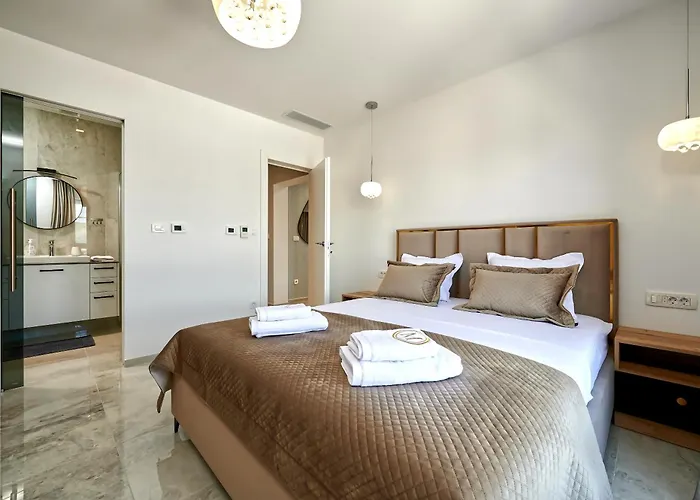 아파트 Penthouse Z Basenem I Widokiem Na Morze *